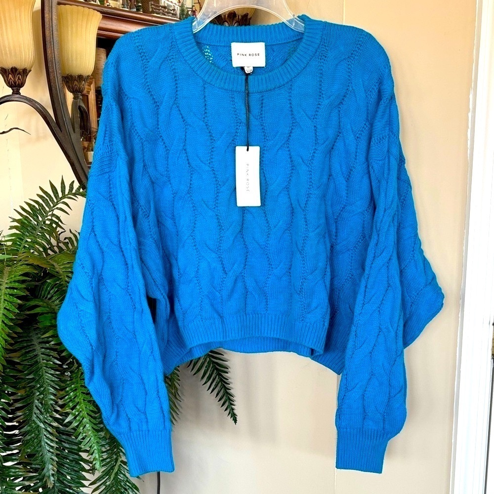 Brand New Pink Rose Cable Knit Cropped Turk Teal Sweater Crew Neck Long Sleeve